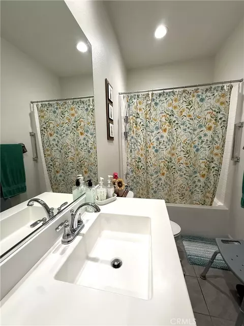 Bath - 3681 E Moonlight #71, Ontario, CA 91761 photo 2 of 5