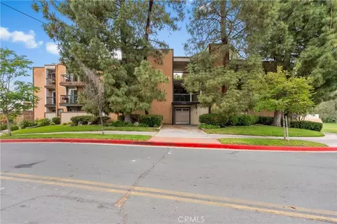 1745 Holly #302, Glendale, CA 91206