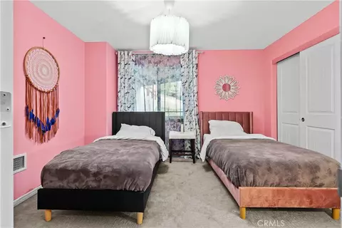 Bedroom - 1253 Golden Rule, Lake Arrowhead, CA 92352 photo 10 of 10