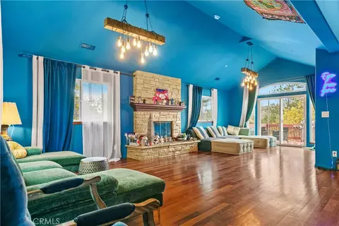 Living - 1253 Golden Rule, Lake Arrowhead, CA 92352 photo 1 of 3