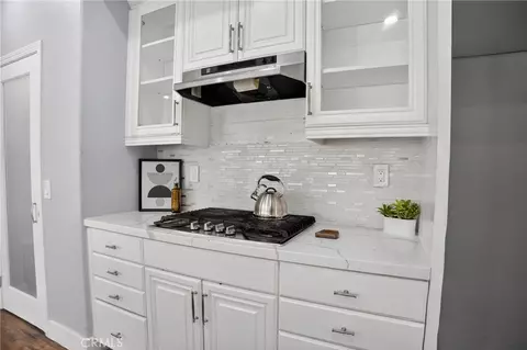 Kitchen - 2400 Allysum, Palmdale, CA 93551 photo 2 of 3