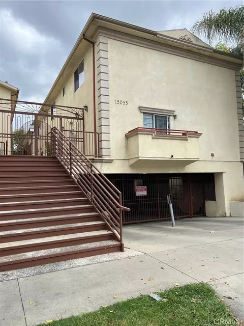 15053 Victory #3, Van Nuys, CA 91411