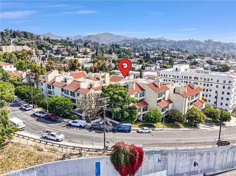 1900 Vine St #212, Los Angeles, CA 90068