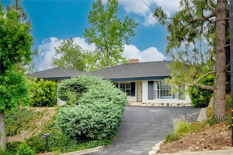 322 Starlight Crst, La Canada Flintridge, CA 91011