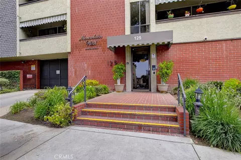 125 W Mountain St #216, Glendale, CA 91202
