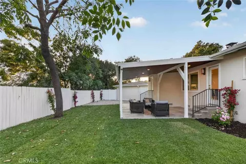 Exterior - 6433 Creemore Ln, Tujunga, CA 91042 photo 5 of 15