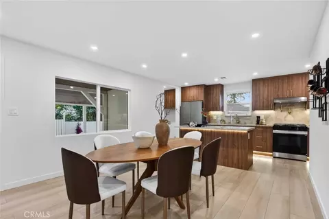 Dining - 6433 Creemore Ln, Tujunga, CA 91042 photo 2 of 4