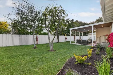 Exterior - 6433 Creemore Ln, Tujunga, CA 91042 photo 6 of 15