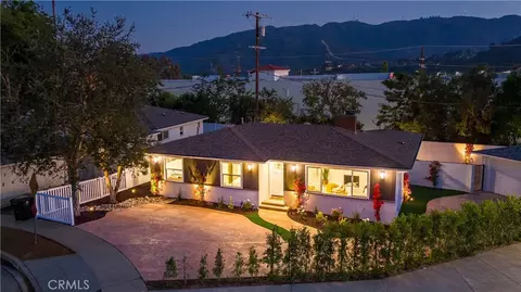 6433 Creemore Ln, Tujunga, CA 91042