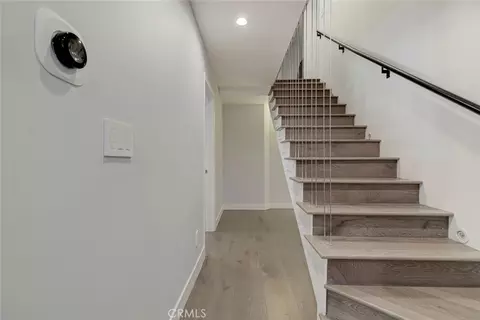 Entry Way - 523 E Fairmount, Burbank, CA 91501 photo 4 of 7