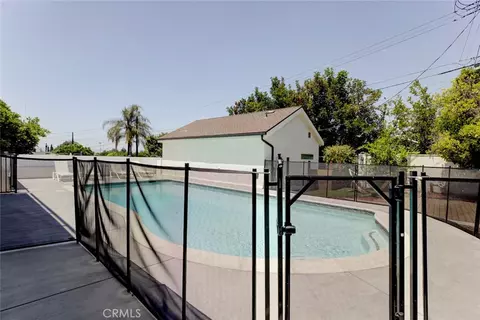 Exterior - 523 E Fairmount, Burbank, CA 91501 photo 3 of 6