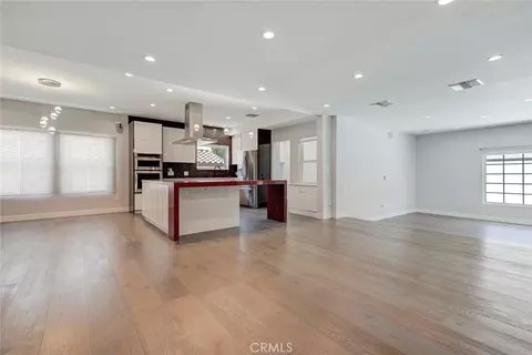Living - 523 E Fairmount, Burbank, CA 91501 photo 7 of 20