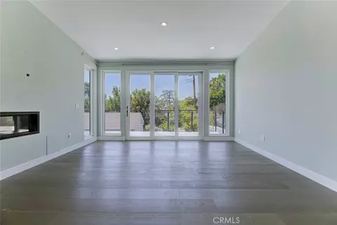 Living - 523 E Fairmount, Burbank, CA 91501 photo 18 of 20