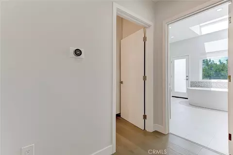 Entry Way - 523 E Fairmount, Burbank, CA 91501 photo 8 of 8