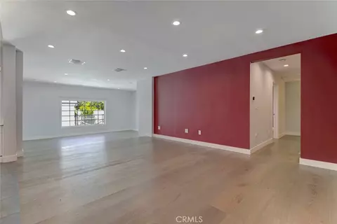 Living - 523 E Fairmount, Burbank, CA 91501 photo 12 of 20