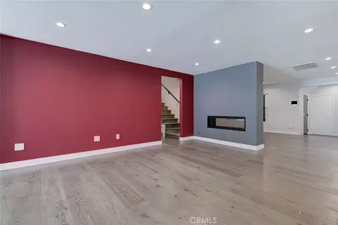 Living - 523 E Fairmount, Burbank, CA 91501 photo 11 of 20