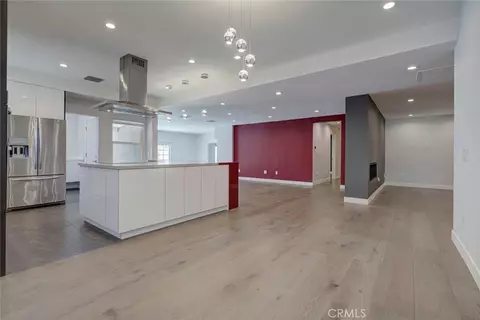 Living - 523 E Fairmount, Burbank, CA 91501 photo 6 of 20