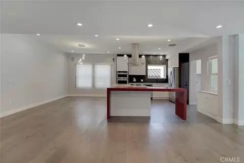 Living - 523 E Fairmount, Burbank, CA 91501 photo 8 of 20