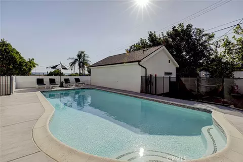 Exterior - 523 E Fairmount, Burbank, CA 91501 photo 5 of 7