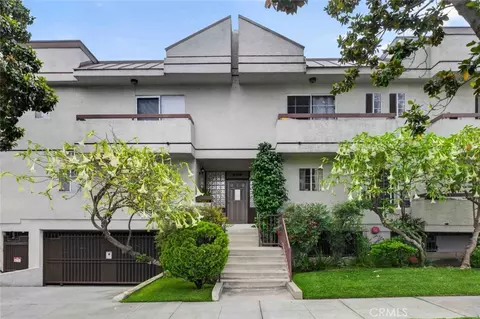 305 E Valencia #J, Burbank, CA 91502