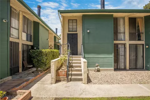 11107 Arminta St UNIT 22, Sun Valley, CA 91352