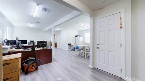 Entry Way - 6851 Foothill, Tujunga, CA 91042 photo 2 of 3