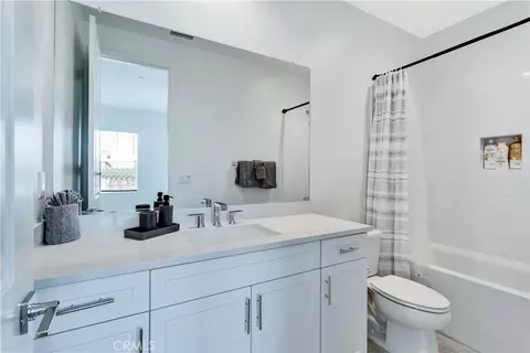 Bath - 84662 Litorale Ct, Indio, CA 92203 photo 3 of 4