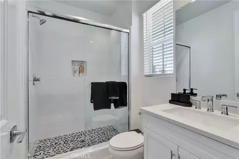 Bath - 84662 Litorale Ct, Indio, CA 92203 photo 4 of 4