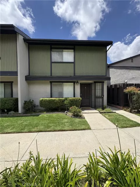 8744 Wyngate St, Sunland, CA 91040