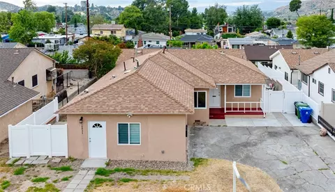 10935 Nassau Ave, Sunland, CA 91040