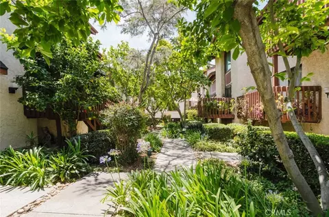 13942 Oxnard St, Van Nuys, CA 91401