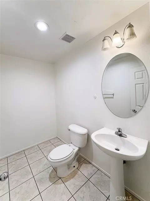 Bath - 1040 E Avenue K11, Lancaster, CA 93535 photo 1 of 6