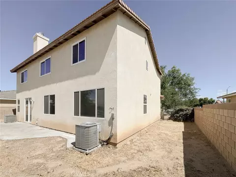 Exterior - 1040 E Avenue K11, Lancaster, CA 93535 photo 8 of 10