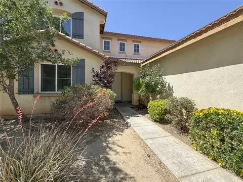 Exterior - 1040 E Avenue K11, Lancaster, CA 93535 photo 2 of 10