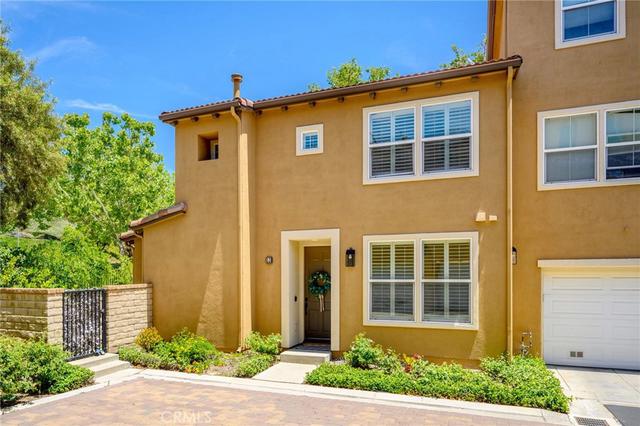 27063 Fairway Ln, Valencia, CA 91381