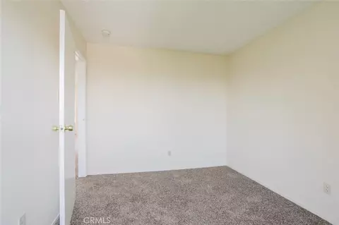 2250 N Fairview St, Burbank, CA 91504 photo 14