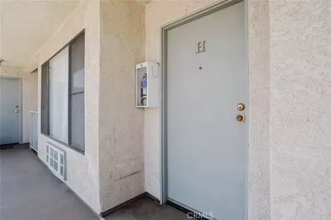 2250 N Fairview St, Burbank, CA 91504 photo 4