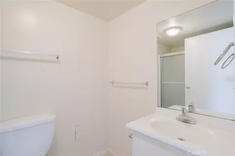 2250 N Fairview St, Burbank, CA 91504 photo 16