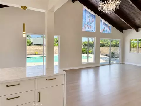 10020 Whitaker Ave, North Hills, CA 91343