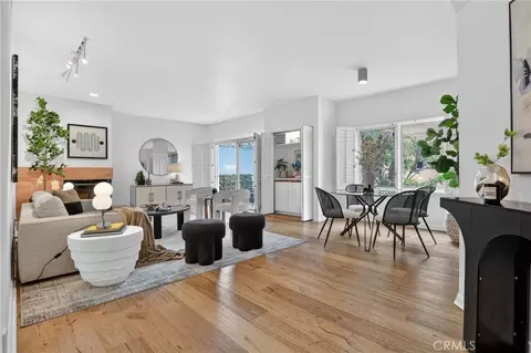 10626 Holman Ave #1B, Los Angeles, CA 90024