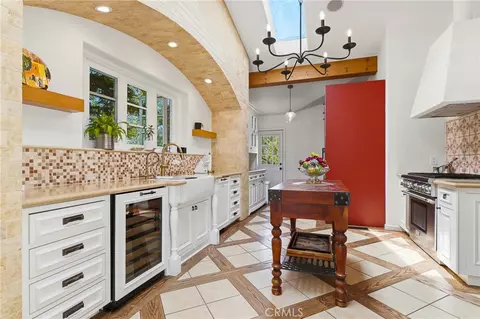 Kitchen - 1102 Olmsted Dr, Glendale, CA 91202 photo 5 of 7