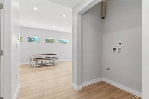 Entry Way - 1102 Olmsted Dr, Glendale, CA 91202 photo 6 of 6