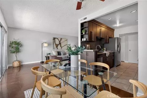 5412 Lindley Ave #322, Encino, CA 91316