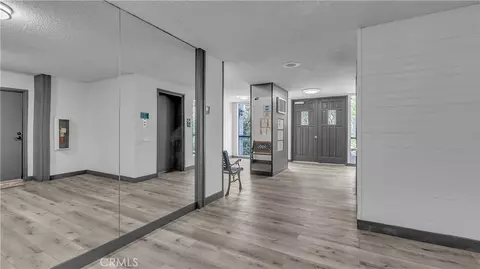 Entry Way - 320 E Stocker #304, Glendale, CA 91207 photo 6 of 6