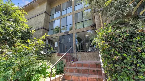 320 E Stocker #304, Glendale, CA 91207