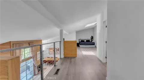 Entry Way - 320 E Stocker #304, Glendale, CA 91207 photo 4 of 6