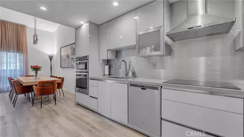 Kitchen - 320 E Stocker #304, Glendale, CA 91207 photo 1 of 1