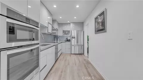 Other - 320 E Stocker #304, Glendale, CA 91207 photo 3 of 10