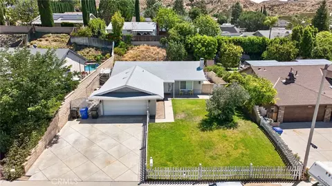 30300 Jasmine Vly, Canyon Country, CA 91387