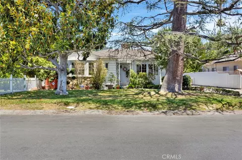 5438 Radford Ave, Valley Village, CA 91607